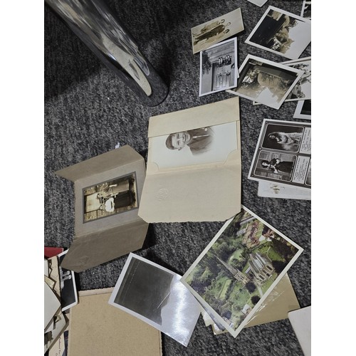 215D - A very large quantity of early vintage and antique photographs covering various subjects, some inter... 