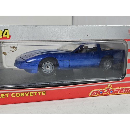 30 - 3x boxed Majorette Club 1/24 cars to include a Porsche 944 cabriolet, a Lamborghini Countach and a C... 