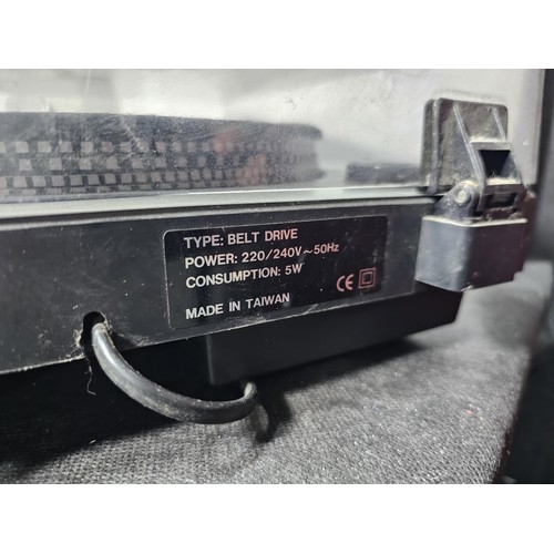 40 - 2 x Behringer sound lab belt driven manual turn tables, both with the model number DLP1600, both wit... 