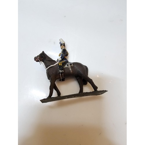 206 - A collection of 11x rare antique hand painted hollow cast lead military figures, German (Nuremberg),... 