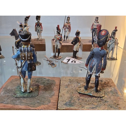 206 - A collection of 11x rare antique hand painted hollow cast lead military figures, German (Nuremberg),... 
