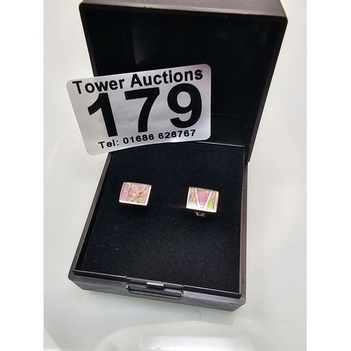 Lot 240       