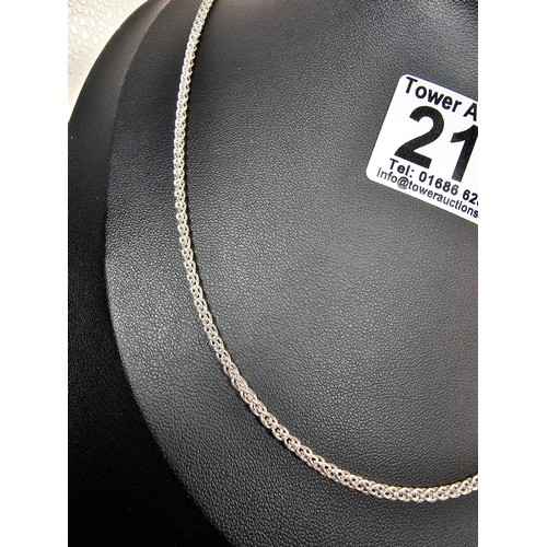 219 - An as new unused good quality 925 silver neck chain which has a length of 20