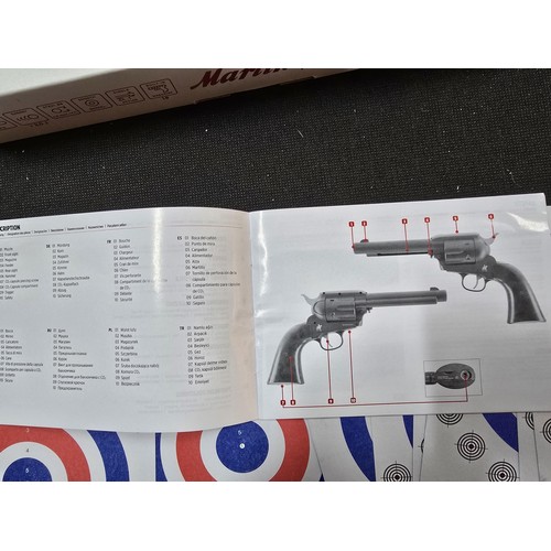 195 - An as new and boxed Marlin revolver CO2 BB airgun by Umarex, offers the best of both worlds, Western... 