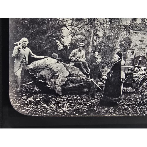 213A - A rare antique photographic magic lantern glass slide depicting William Ewart Gladstone (served 4 ti... 