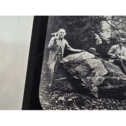213A - A rare antique photographic magic lantern glass slide depicting William Ewart Gladstone (served 4 ti... 