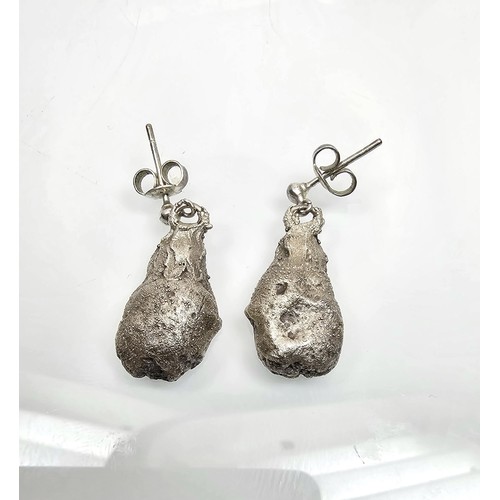 234 - An unusual attractive pair of 925 silver drop earrings featuring real geode crystal agate slice drop... 