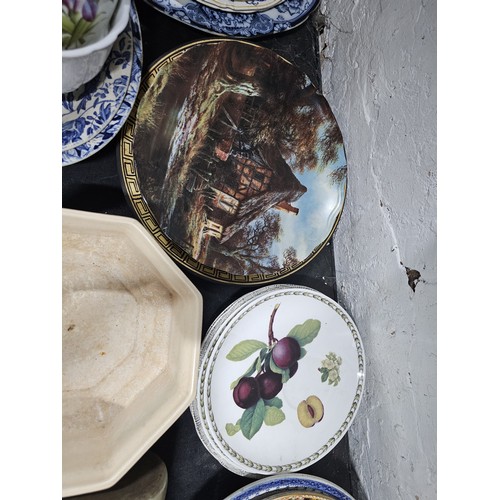 A mixed collection of ceramics and glassware, including a motto jug ...