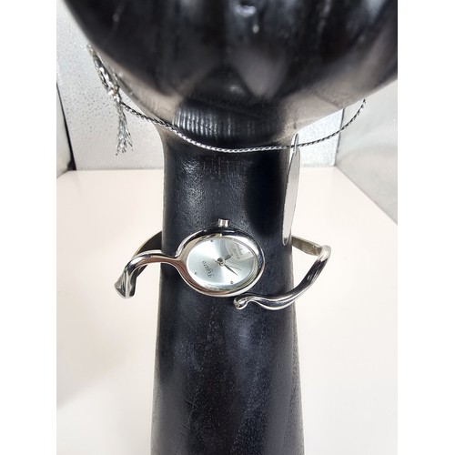 A brand new and boxed ladies quartz wristwatch by Figaro, the watch has ...