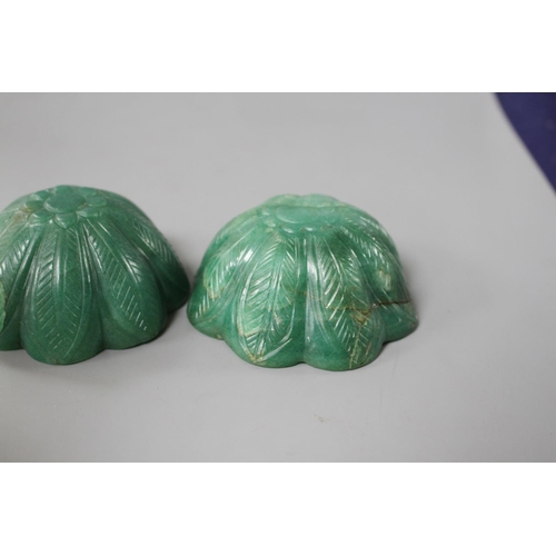 191 - A pair of Mughal style green aventurine quartz petal lobed bowls, both with natural inclusions to th... 