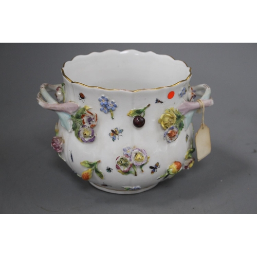 70 - A Potschappel flower encrusted flower pot, Condition: Small losses to encrusted flowers and leaves. ... 