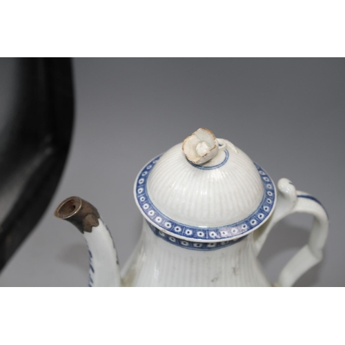 97 - A Worcester blue and white coffee pot and cover, sugar bowl and cover and milk jug, c.1760-75 and a ... 