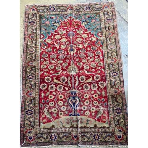 1101 - A Turkish rug, 174 x 122cm
