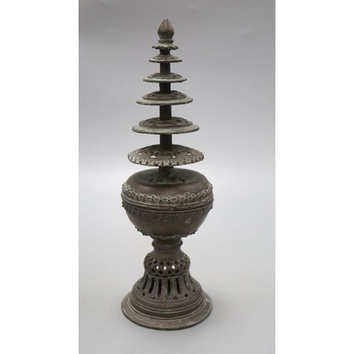 1218 - A 19th century bronze model of a stupa, height 26cm