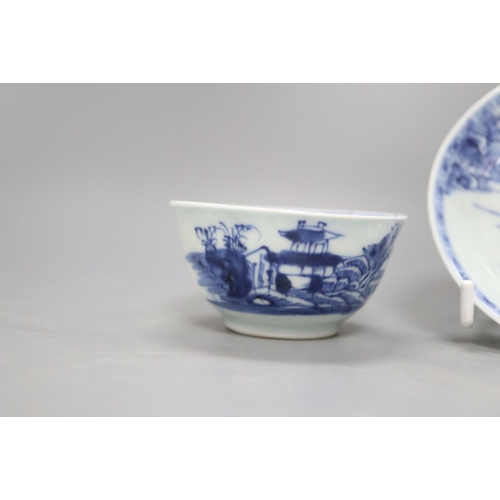 1219 - A Chinese blue and white Nanking cargo tea bowl and saucer, diameter 11.5cm