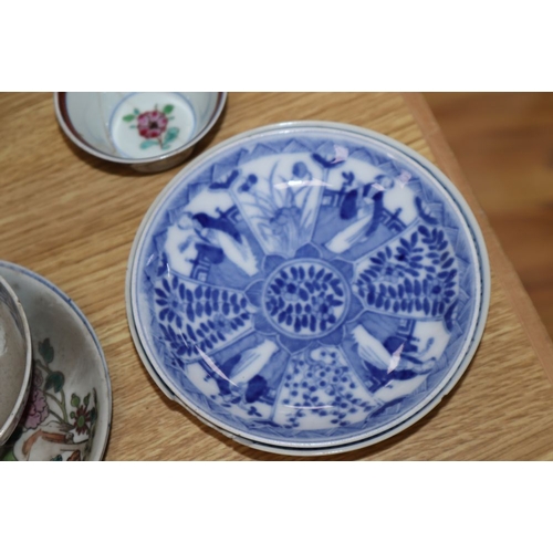 1258 - A quantity of Chinese ceramic tea bowls and saucers