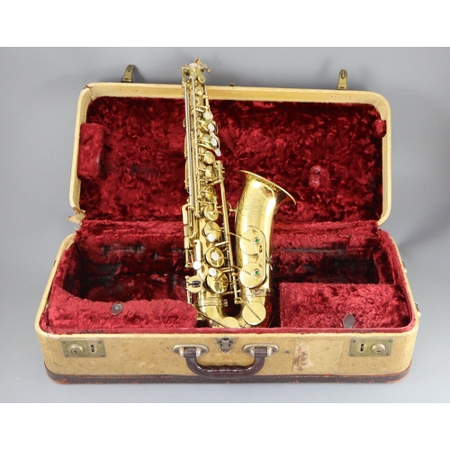 29 - A Henri Selmer, Paris 1959 Mark VI brass lacquered alto saxophone, serial no. M.82599, with mother o... 