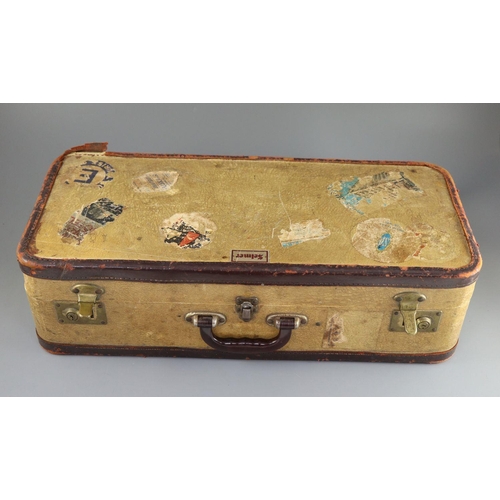 29 - A Henri Selmer, Paris 1959 Mark VI brass lacquered alto saxophone, serial no. M.82599, with mother o... 