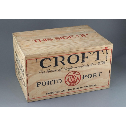 3 - A case of Croft 1975 vintage Port, bottled 1977, original opened wooden crate (12 bottles)CONDITION:... 