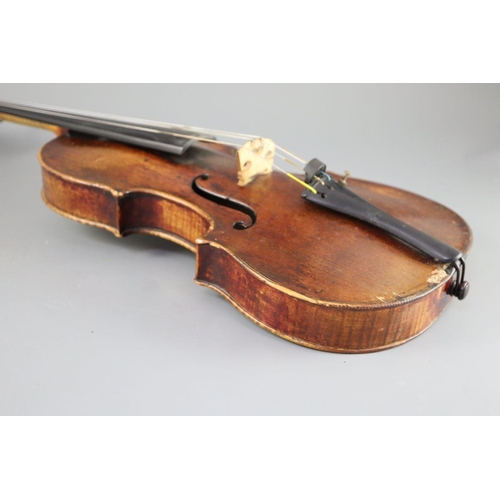 34 - An 18th/19th century violin, labelled 'Thomas Balestrieri Cremonensis Fecit Mantua Anno 1761', possi... 
