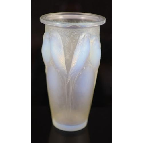 100 - A Rene Lalique 'Ceylan' opalescent glass vase, Marcilhac No. 905, engraved mark 'R. LALIQUE FRANCE',... 