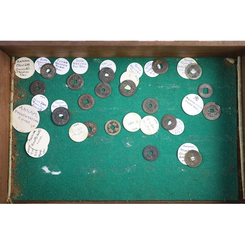 107 - Vietnam, coins, Annam round cash, Lê dynasty (980-1009) to Nguyen dynasty (18021945), approximately... 