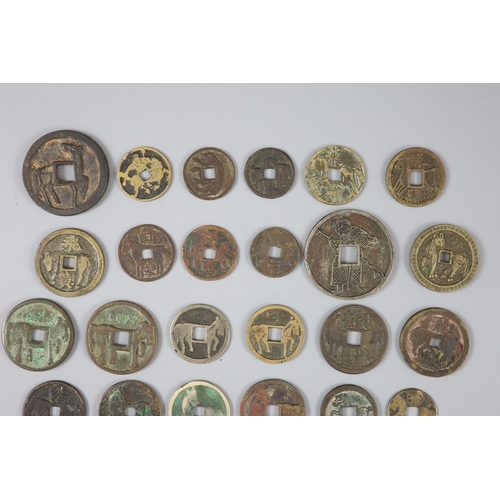 164 - China, 19 bronze horse gaming charms, Qing dynasty - Republic period, different varieties, Mandel 20... 