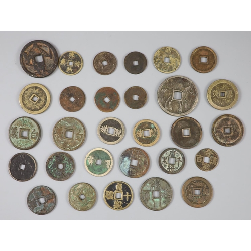 164 - China, 19 bronze horse gaming charms, Qing dynasty - Republic period, different varieties, Mandel 20... 