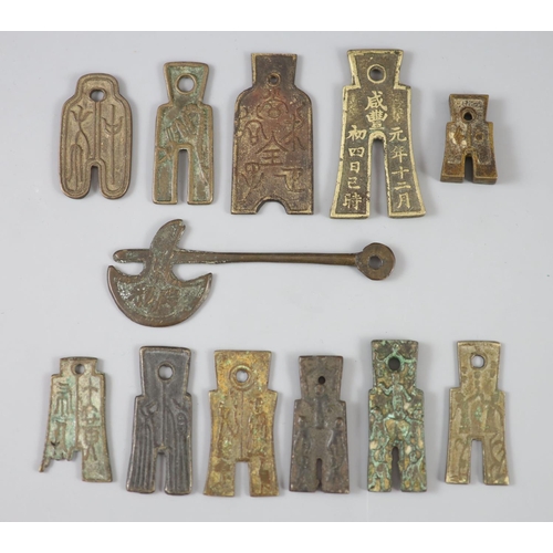 179 - China, 11 bronze spade shaped charms or amulets, Qing dynasty, 31-61mm, F to VF, together with a Gre... 