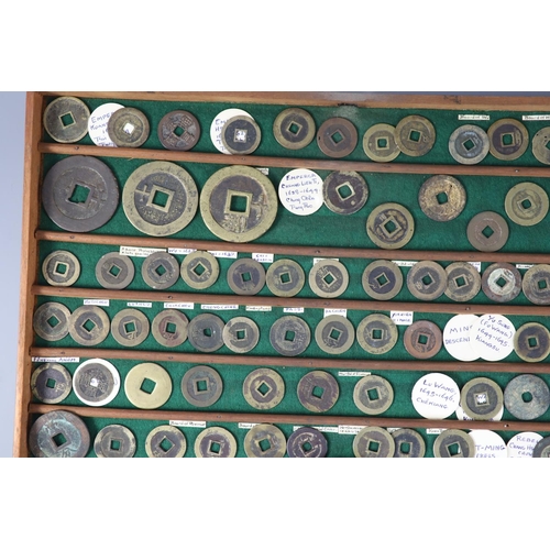 196 - China, 115 bronze round coins, late Ming dynasty and post Ming rebels, (1620-1678) to include 10 Cas... 