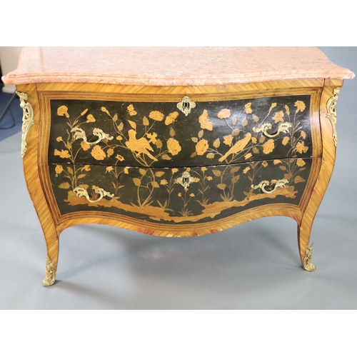 343 - A French Louis XV style kingwood and ormolu mounted serpentine bombe commode, with veined pink marbl... 