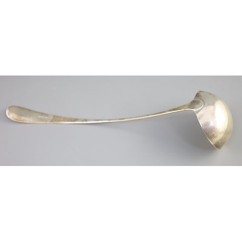 487 - A late 18th/early 19th century Scottish provincial silver Old English pattern soup ladle, possibly b... 