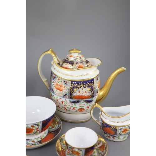 75 - A Herculaneum porcelain Imari pattern 8080 part tea and coffee set, c.1812-15, including teapot, cov... 