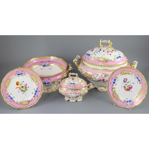 80 - An extensive one hundred and thirteen piece English porcelain dinner and dessert service, c.1825-30,... 