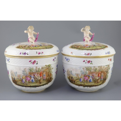 84 - A pair of large Meissen style porcelain bowls and covers, late 19th century, possibly Potschappel, p... 