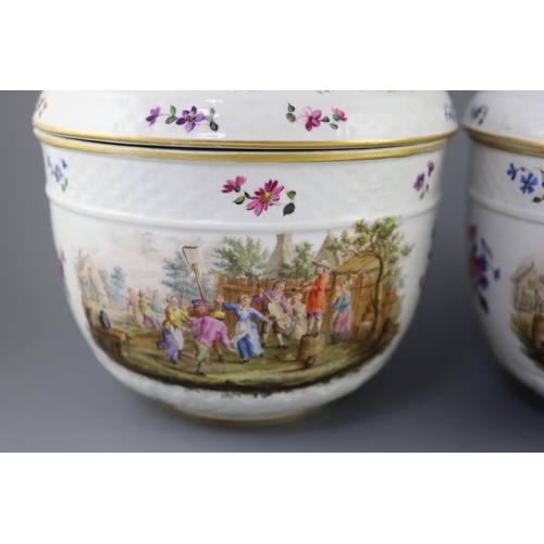 84 - A pair of large Meissen style porcelain bowls and covers, late 19th century, possibly Potschappel, p... 