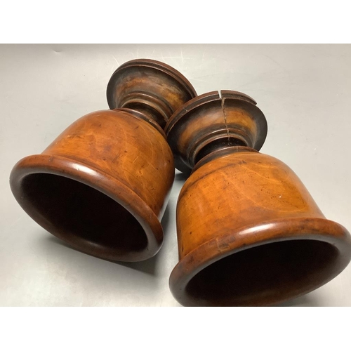 250 - A pair of George III treen boxwood cups14cm