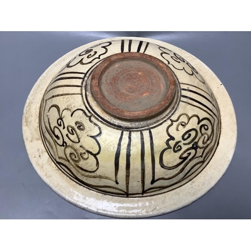 344 - A Sukhothai style stoneware bowl32cm