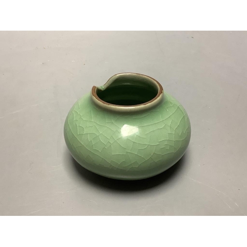 430 - A Chinese celadon glazed water pot, diameter 8cm