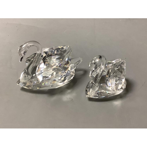 449 - Six pieces of Swarovski crystal glass