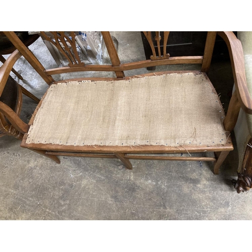 53 - An Edwardian mahogany chair back settee, length 106cm