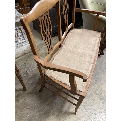 53 - An Edwardian mahogany chair back settee, length 106cm