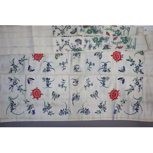 176 - A group of Chinese embroidered silk items, late 19th/early 20th century,to include a silk purse embr... 