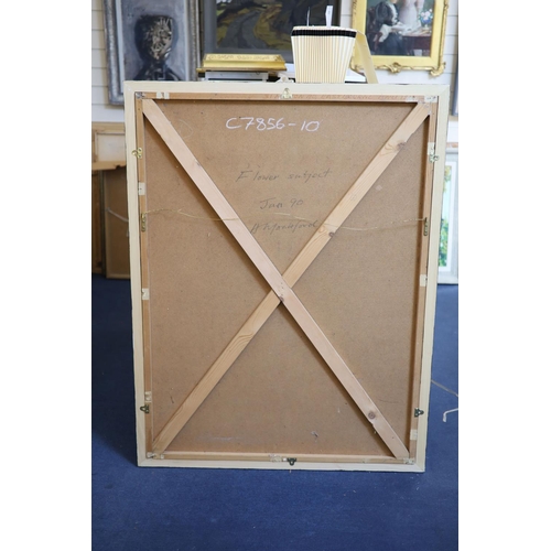 474 - § Harold Mockford (1932-)Flower Subject, 1990Oil on boardSigned, dated and inscribed verso120 x 90 c... 