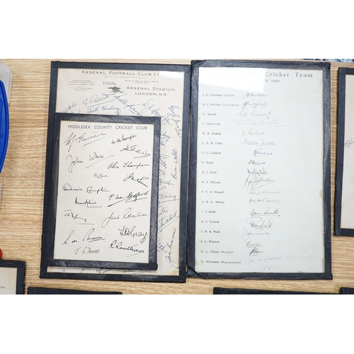 300 - 1950s cricket signatures for Australian and England Ashes teams 1954-5, Kent, Worcester and Hants cr... 