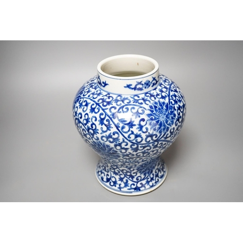 310 - A Chinese blue and white baluster jar and cover 31cm