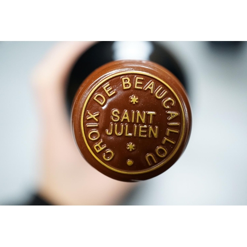 322 - Five bottles of Croix de Beaucaillou-St. Julien OWC (2nd wine Chateau Ducru Beaucaillou), 2009, 75cl... 