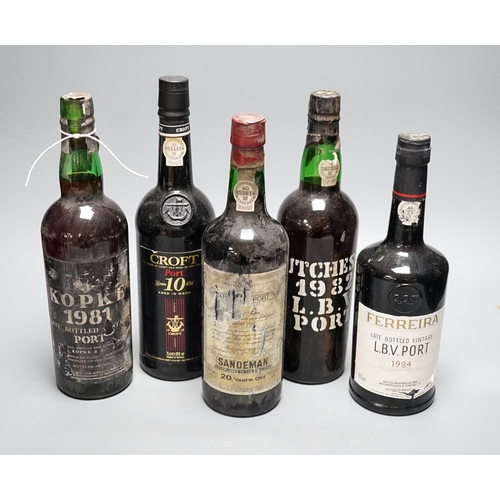 340 - Five bottles - Kopke LBV (bottled 1986), Hutcheson LBV (bottled 1988), Feirraira LBV (bottled 1990),... 