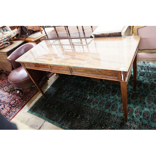 36 - A George III style mahogany serving table, length 150cm, depth 62cm, height 80cm