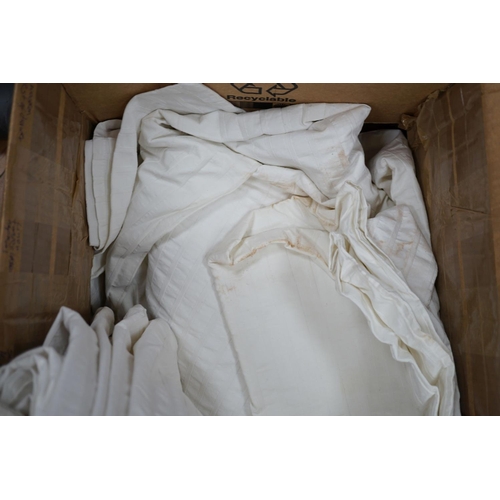 431 - A box of mixed linen and 1950's hand embroidered cream curtain